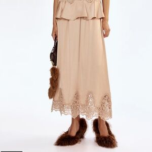 NWT H&M LACE-TRIMMED SATIN SKIRT XS